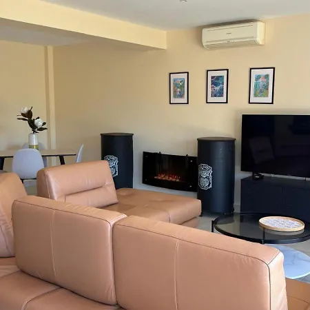 Rez De Jardin Dans Calme 100 M2 Holiday home
